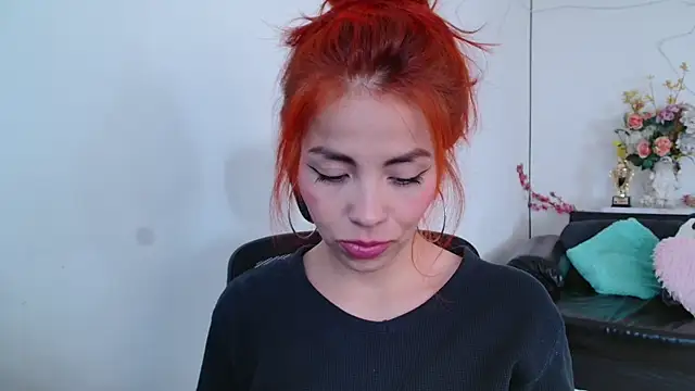 Aylinn_diaz Adlı Modelin Canlı XXX Sohbeti