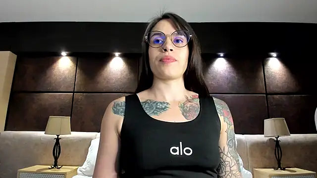 ValeryMontenegro's Live XXX Chat