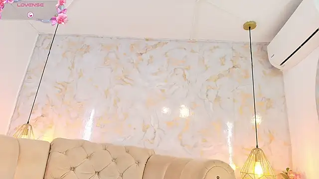 ariannaruiz Adlı Modelin Canlı XXX Sohbeti