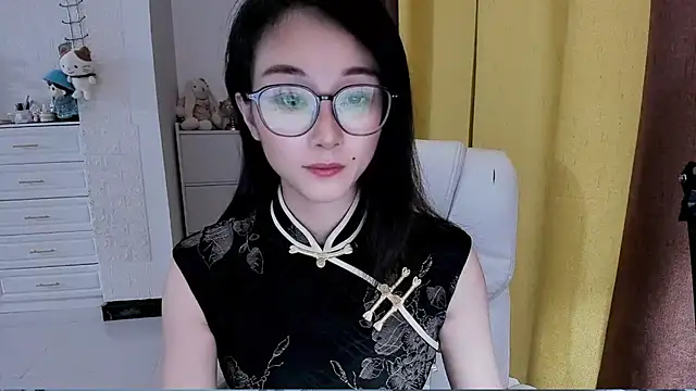 NIAN-er Adlı Modelin Canlı XXX Sohbeti