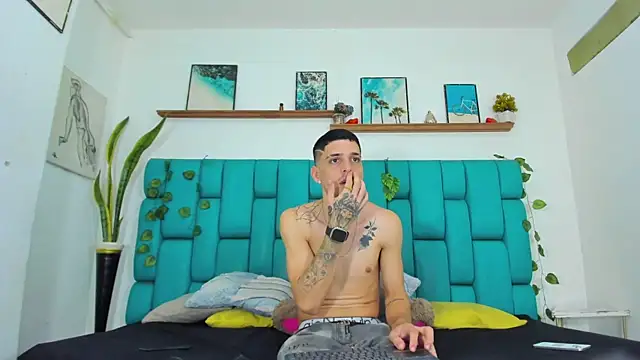 BoyMaxLatin – Naživo XXX chat