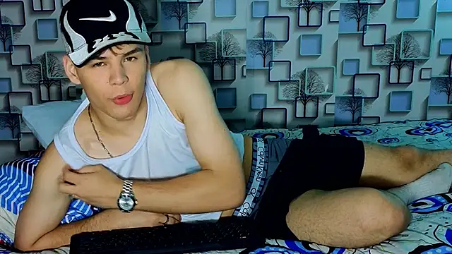 LoganSteel_ Webcamshow