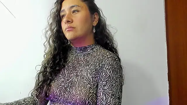 צ'אט XXX בשידור חי של Jesika_1
