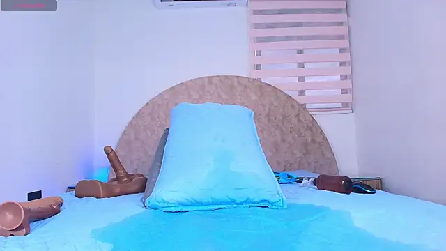 צ'אט XXX בשידור חי של anisha_x