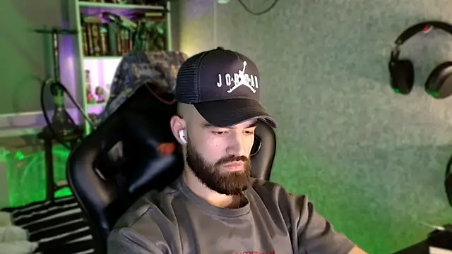 Chat XXX en directo de _Serious_Man