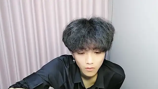 wssoo11 XXX чат на живо
