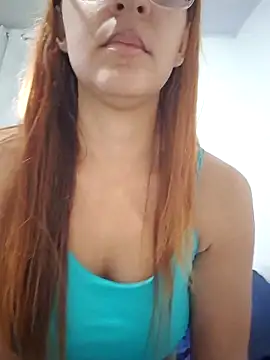 Chat XXX en directo de AliceRuivinha2