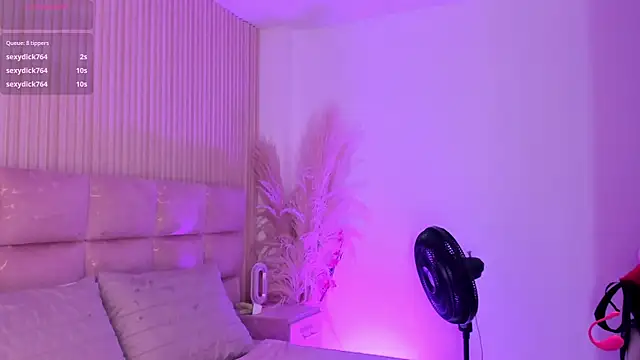 HannaRhodes' Live XXX Chat