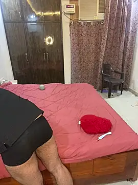 Chat +18 de Rocco787876 ao vivo