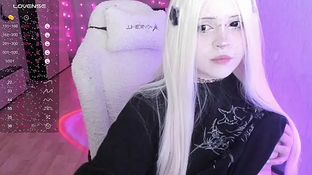 SelenaCute Chat XXX live
