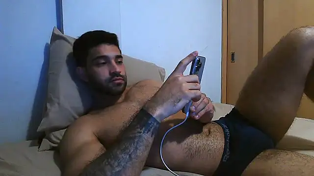 Chat +18 de macho_fit ao vivo