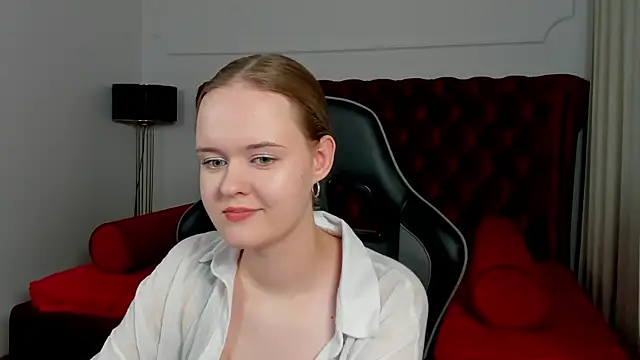 AdaRune's Live XXX Chat