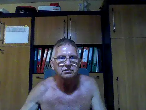 Robotnikm Live XXX-chat