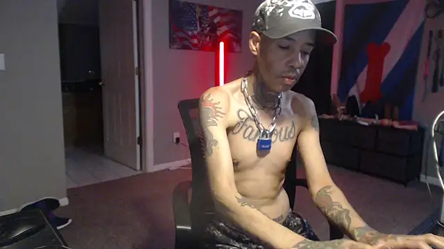 Chat XXX en directo de Michigan9000