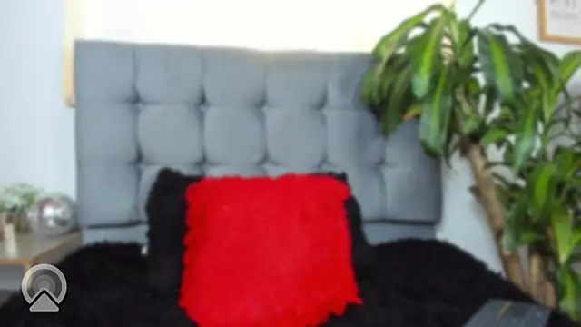 foxxy_angell's Live XXX Chat