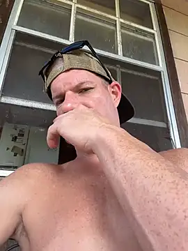JockNThirsty 网络视讯表演