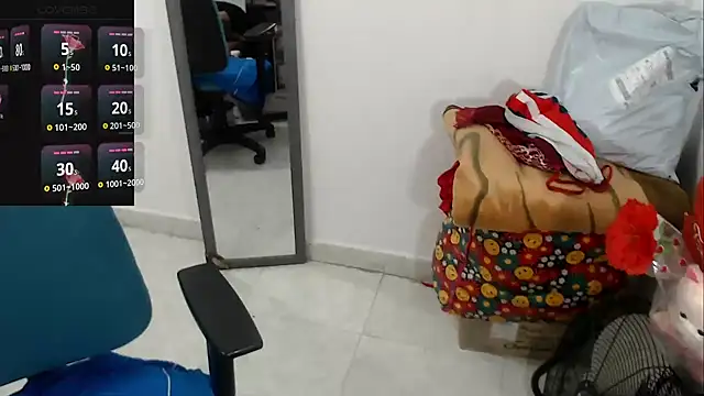 LAURA_Foxht XXX чат на живо