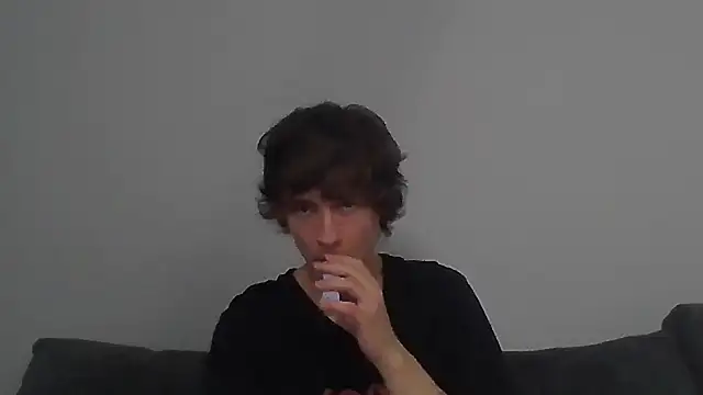 Sweet0Alex webkamerás műsora