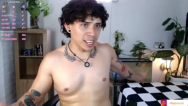 Magnuz_Col Adlı Modelin Canlı XXX Sohbeti