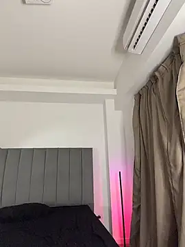 leonienoire's Live XXX Chat