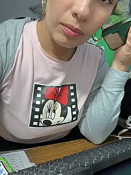 ALYSSON__11 라이브 XXX 채팅