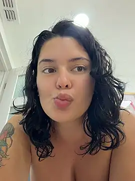 mangolini_parrocini Live XXX-Chat