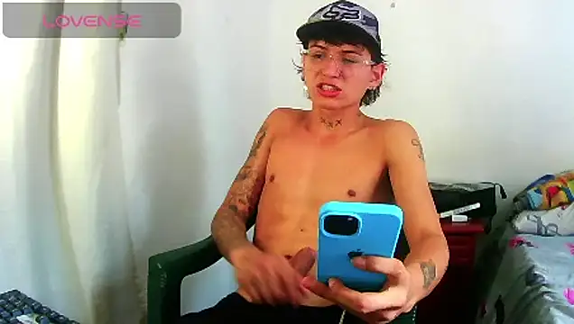 Chatroom XXX en direct de Ebebyjuan