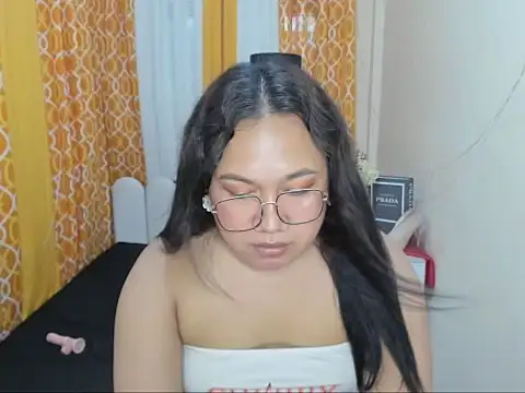 แชท XXX สดของ BigCockLexie