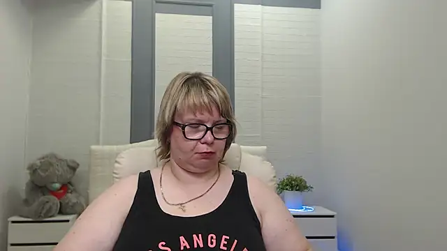 BonnnyBoobsy Chat XXX in diretta