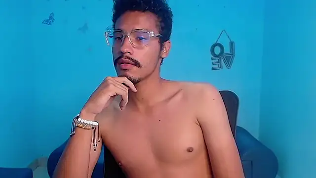 wolf_vip_ Live XXX Chat