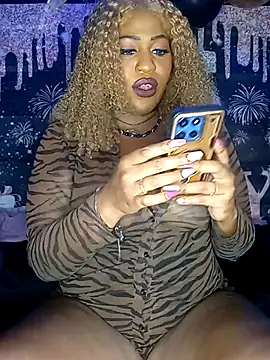 AmazonianMistress 라이브 XXX 채팅