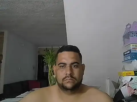 צ'אט XXX בשידור חי של stiven9208