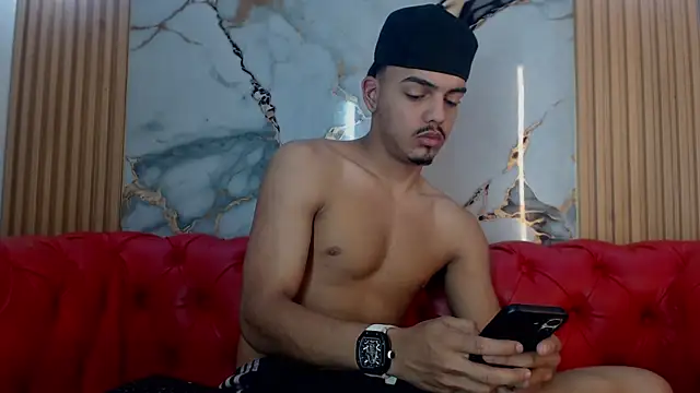 Bastian_Fox_ Live XXX-chat