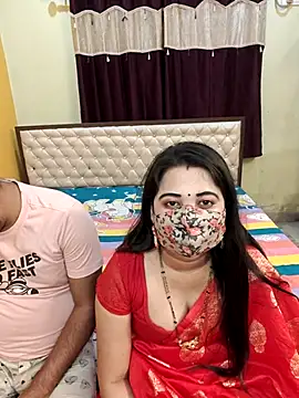 Czat XXX na żywo – MONAJI_HOT
