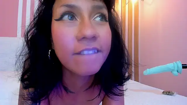 Valkiriia_wiine XXX чат на живо
