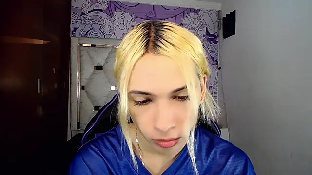 عرض كام Larry_craft
