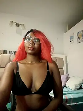 XXX chat uživo modela ZaraMartinez