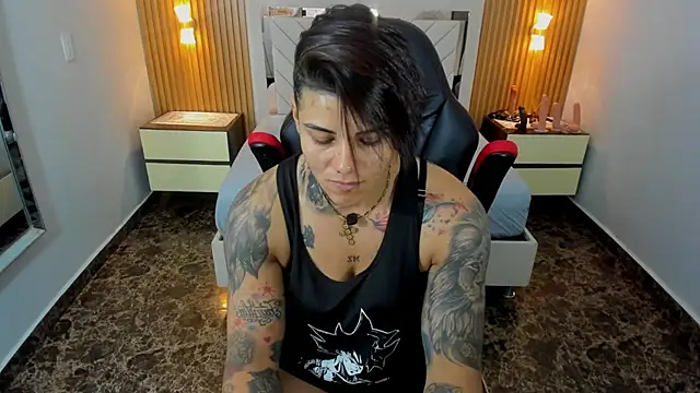 Chat XXX ao vivo de KAROLLJONES1
