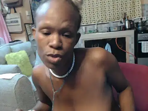 Hella254's Live XXX Chat