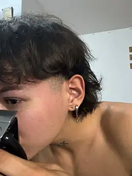Ebebyjuan Chat XXX live