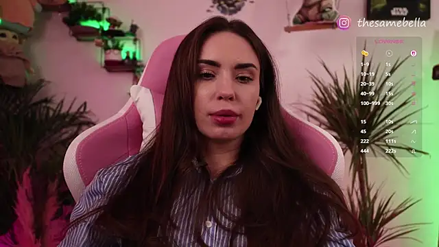 -BabyYoda's Live XXX Chat