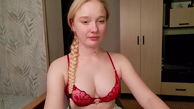 Shawty_Mia Live XXX-chat