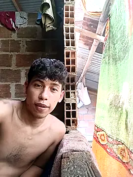 Andres123cv's Live XXX Chat