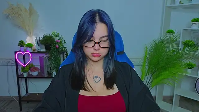 HollyFletcher's Live XXX Chat