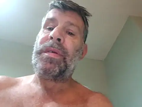 stud2512 Chat XXX in diretta