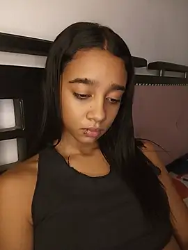 Zoe_Sweett18 Chat XXX in diretta