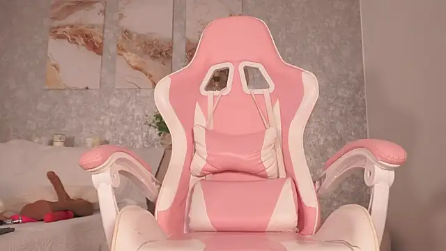 แชท XXX สดของ LillyThompson