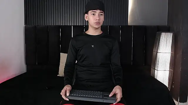 Živý XXX chat Dominic_ghost