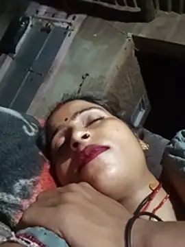gahiu_sexe Adlı Modelin Canlı XXX Sohbeti