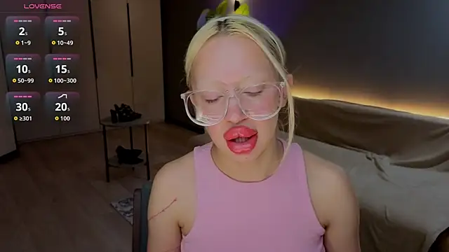 Luna_Beverly's Live XXX Chat